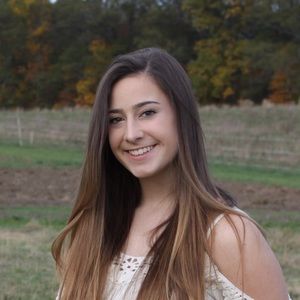 Meet your Posher, Maddie